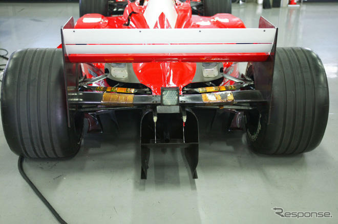 フェラーリ FXX 日本発表…F1で勝つ