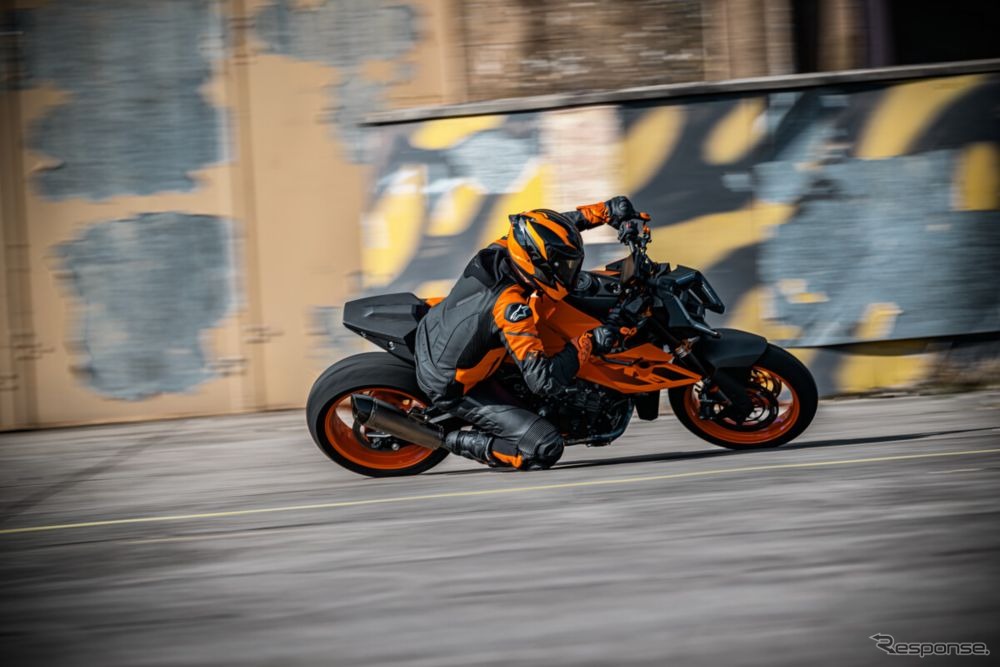 KTM 990デューク 2024年モデル