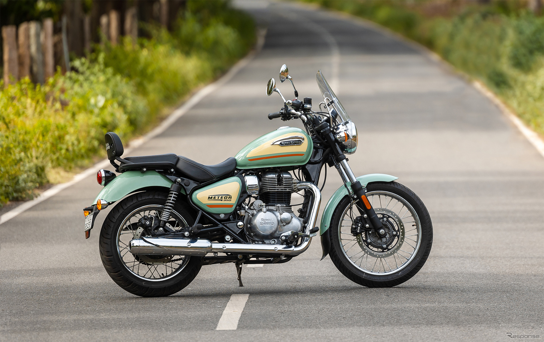 ロイヤルエンフィールド・メテオ350（オーロラグリーン）