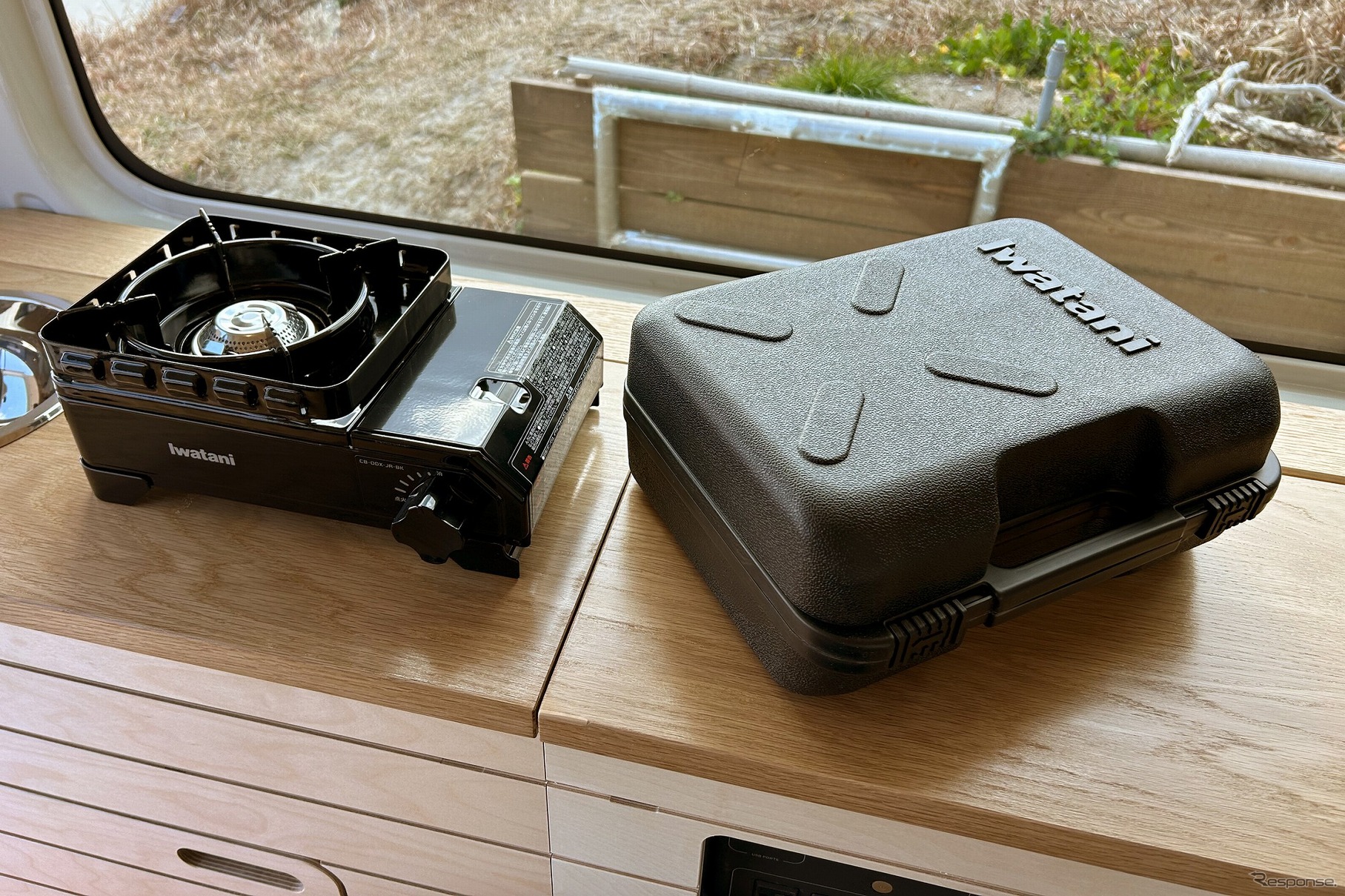 イワタニ製カセットコンロ付