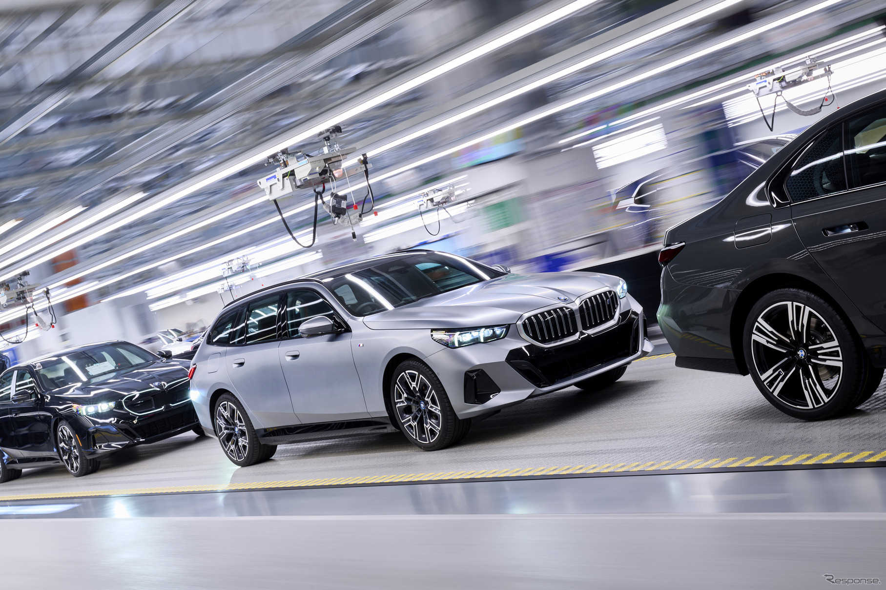 BMWの独ディンゴルフィン工場で生産が開始された 5シリーズ・ツーリング 新型