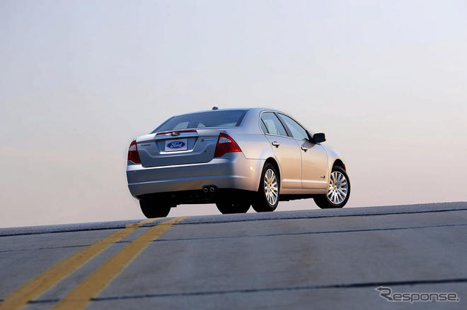 フォードのハイブリッド車が半額!?  偽メールにご用心