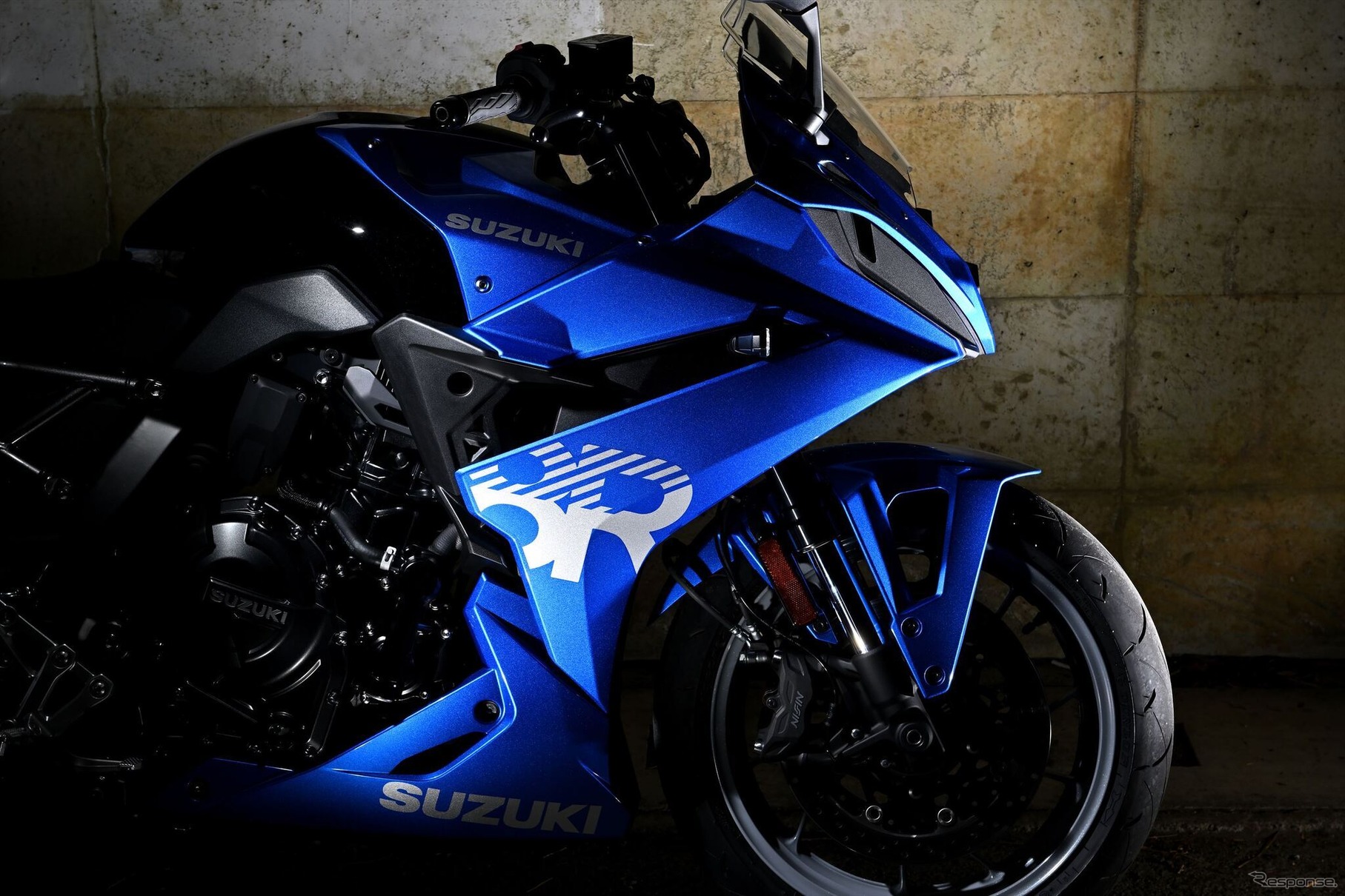 スズキ GSX-8R