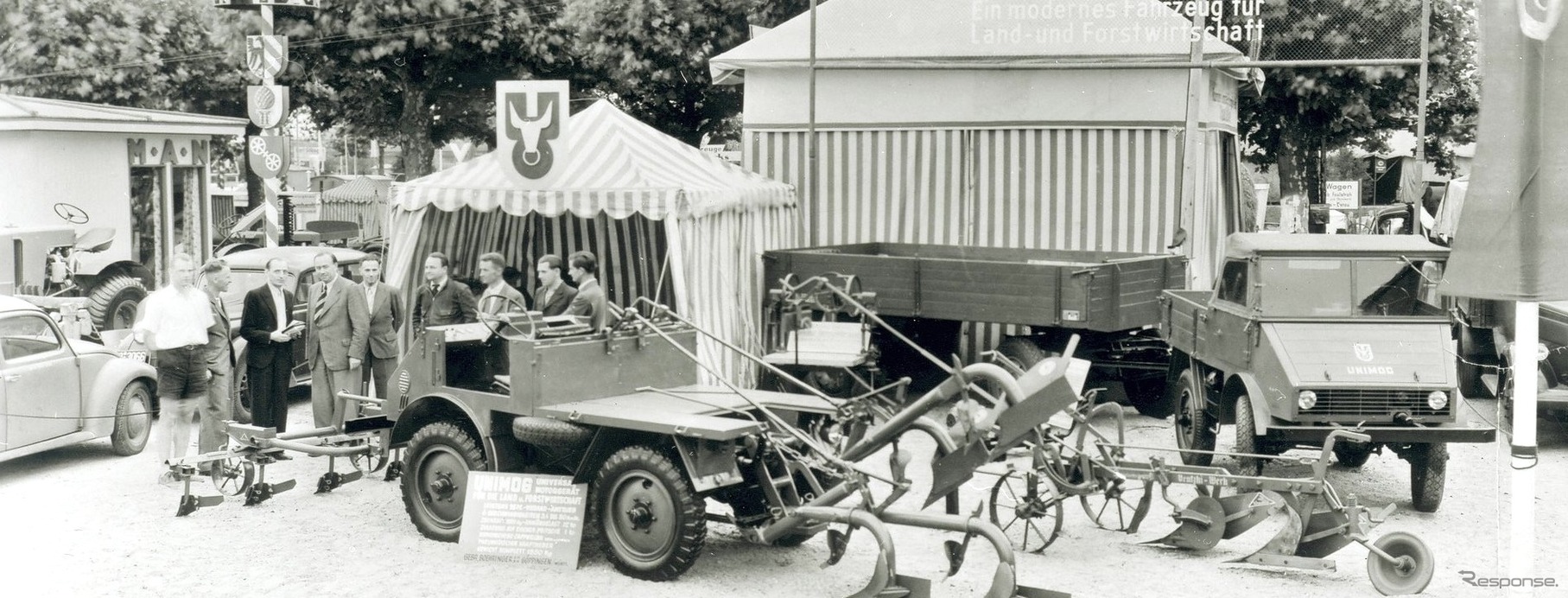 1948年のDLG展示会で初めて一般公開されたウニモグ