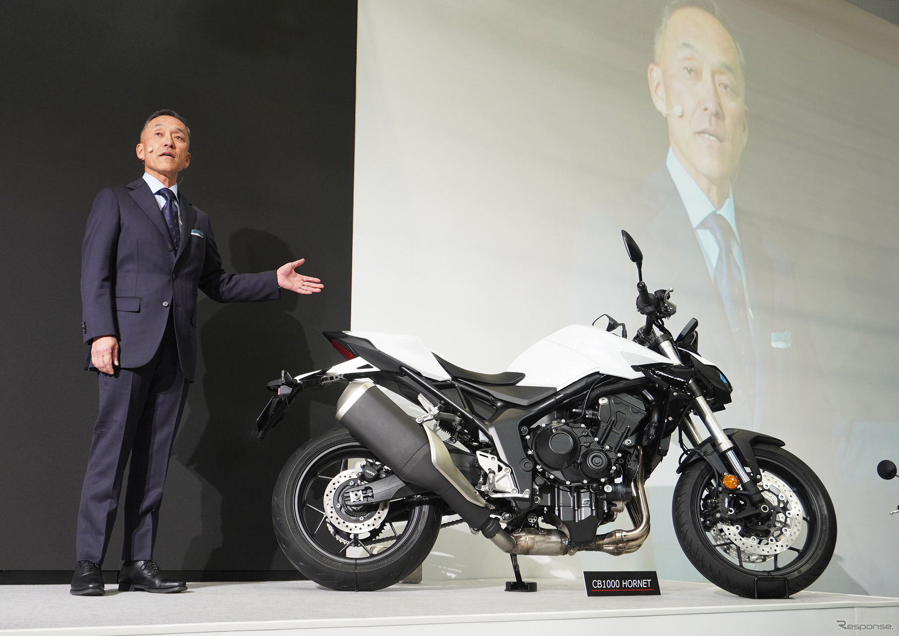 ホンダモーターサイクルジャパン 室岡克博社長とCB1000ホーネット（東京モーターサイクルショー2024）