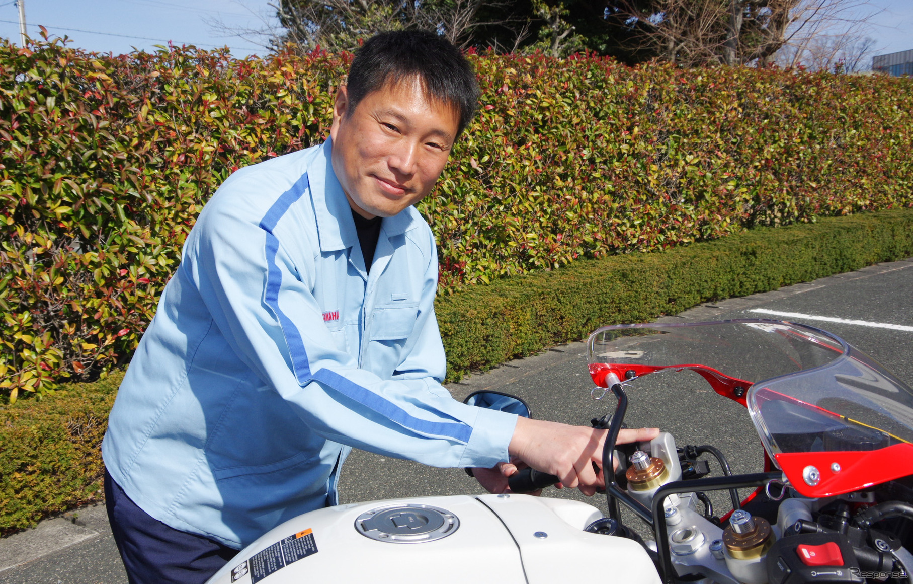 車両実験部の細 彰雄さん。こだわりはやはりハンドリングだ。