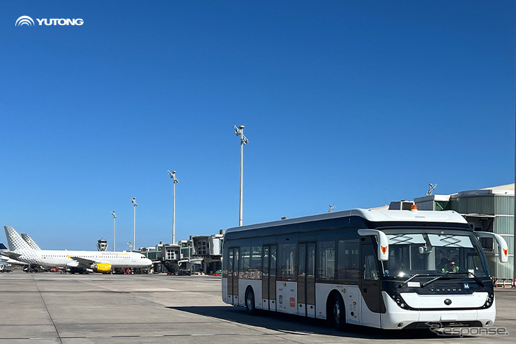 中国の宇通客車（Yutong Bus、ユートン）の空港用EVエプロンバス