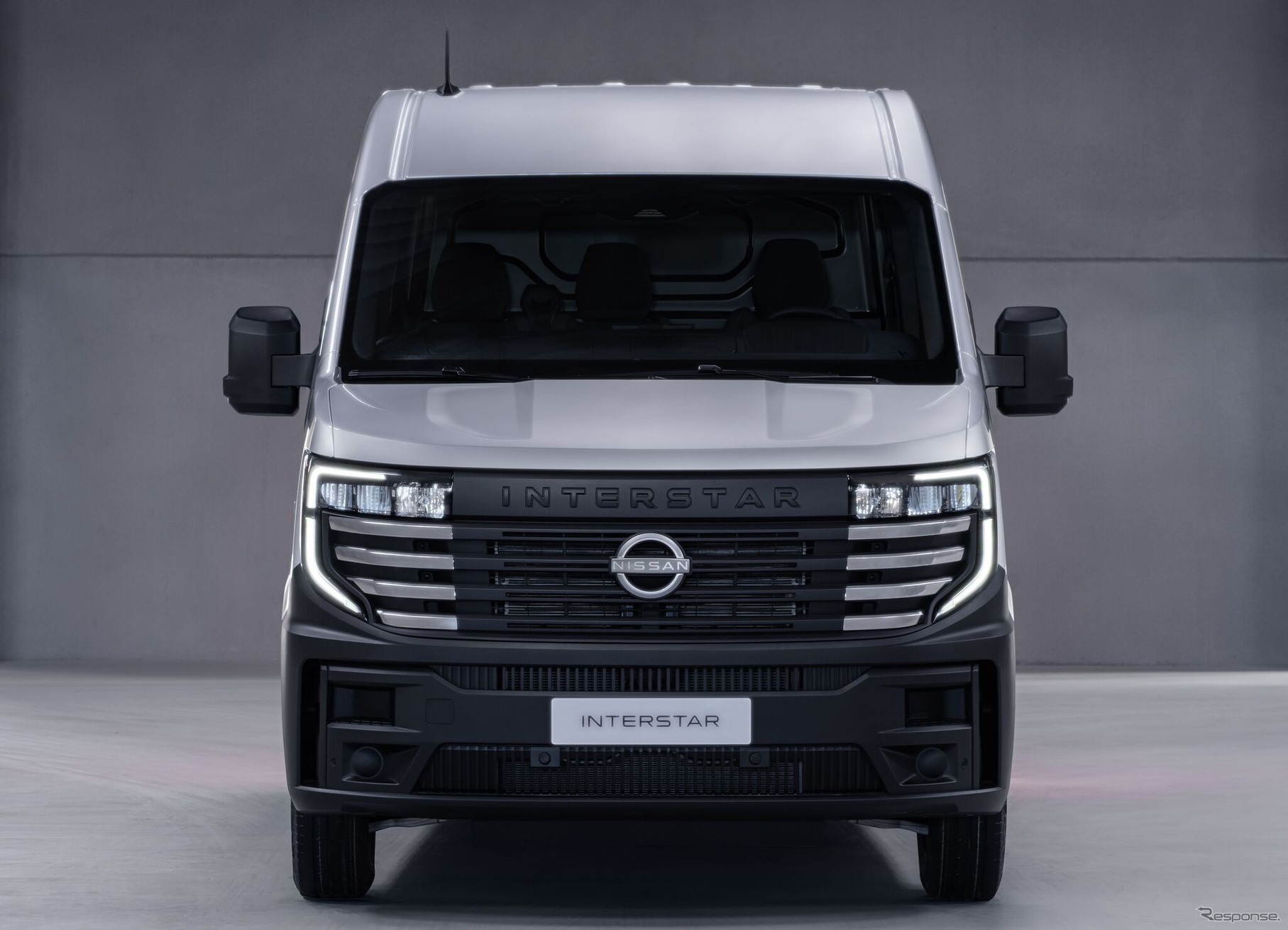 日産 インタースター 新型