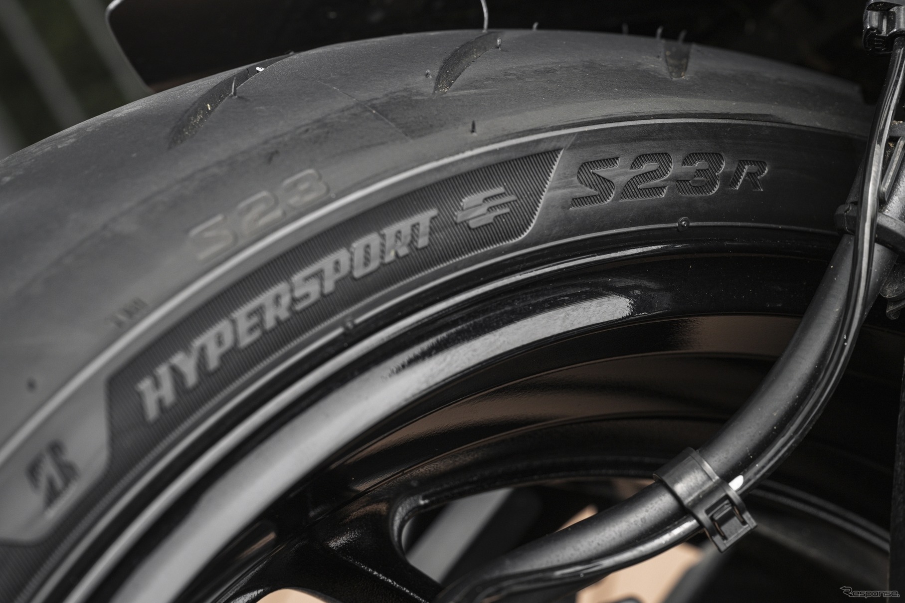 ブリヂストン『BATTLAX HYPERSPORT S23』