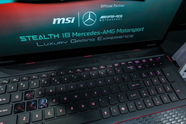 高級車メーカーとコラボした「MSI×Mercedes-AMG」18インチの限定モデル登場！所有欲を満たすラグジュアリーなデザイン【COMPUTEX 2024】
