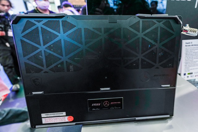 高級車メーカーとコラボした「MSI×Mercedes-AMG」18インチの限定モデル登場！所有欲を満たすラグジュアリーなデザイン【COMPUTEX 2024】
