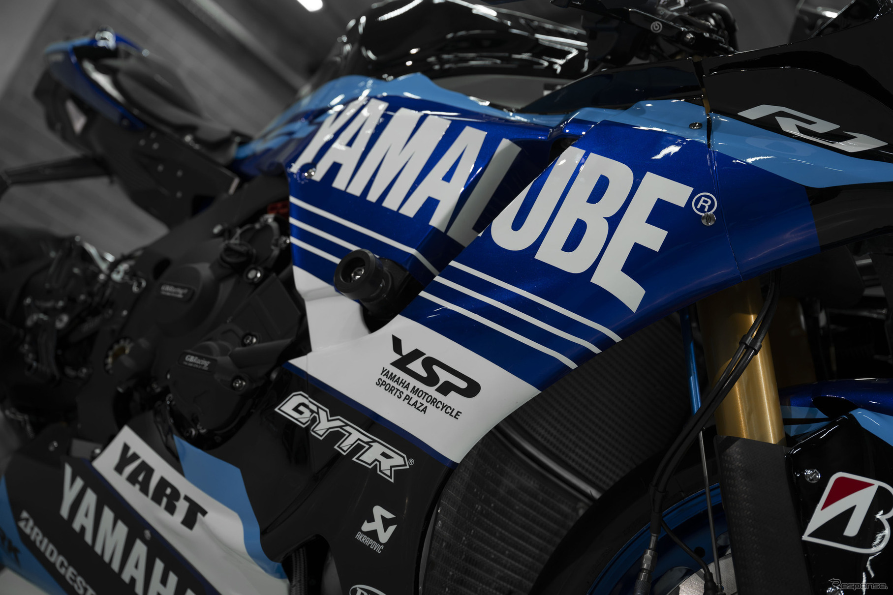 #1 YAMALUBE YART YAMAHA EWC Official Team（YART）の「YZF-R1」