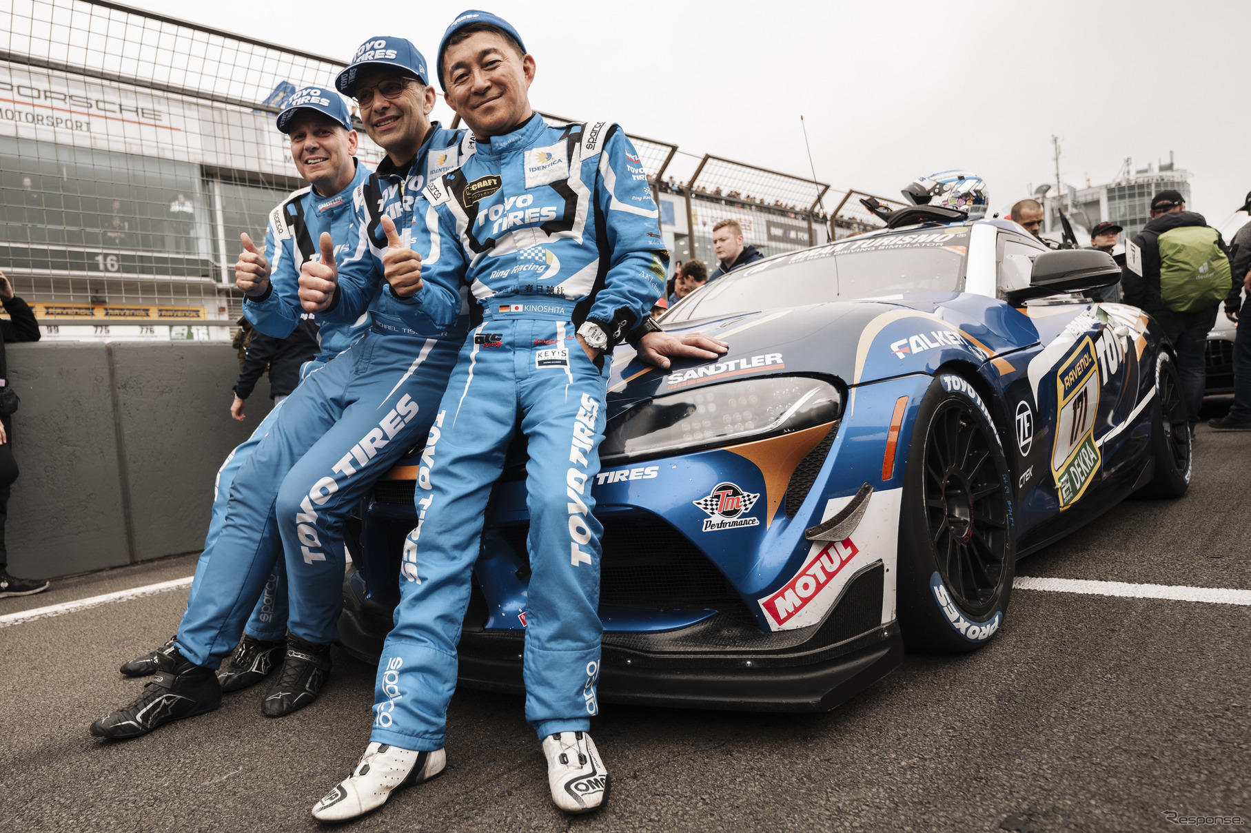 Michael Tischner選手(左)、Heiko Tönges選手(中央)、木下 隆之選手(右)