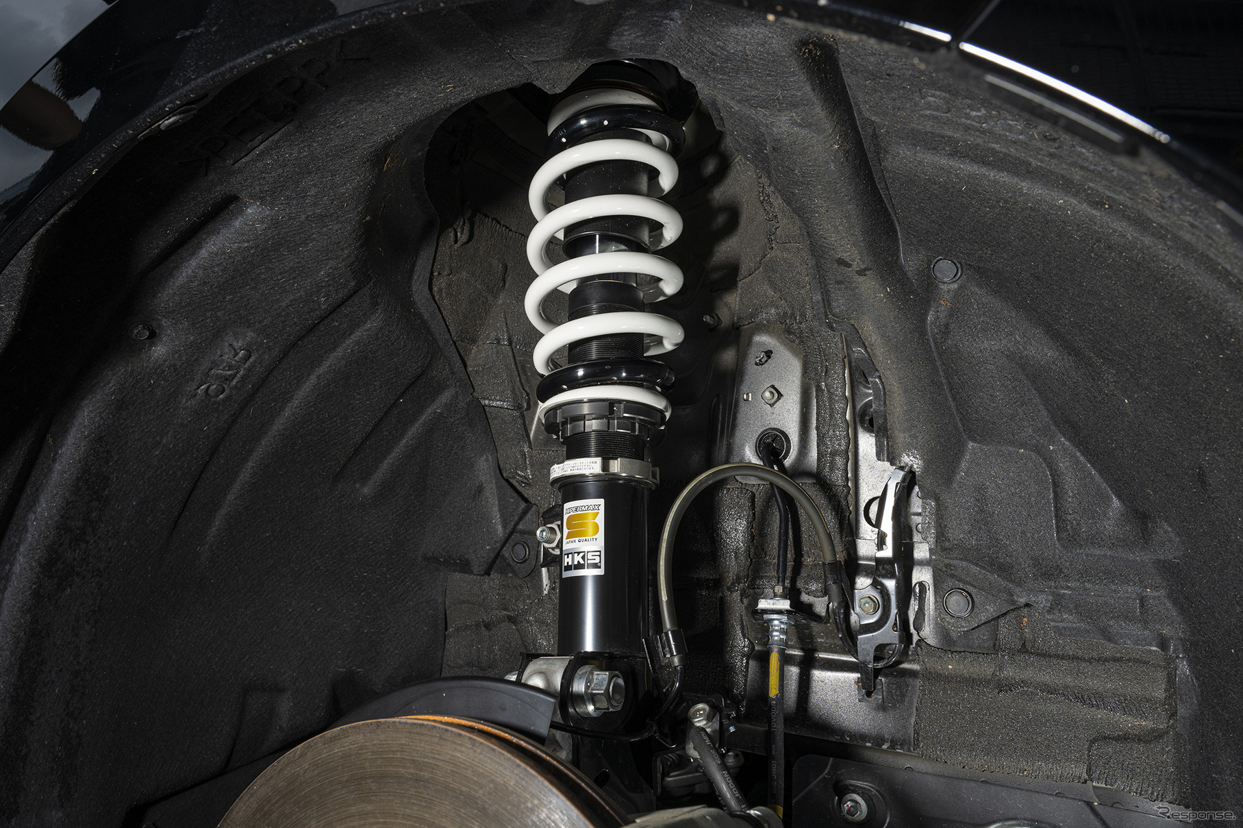 新型アルファード ヴェルファイア用 車高調整式サスペンション「HKS HIPERMAX S」