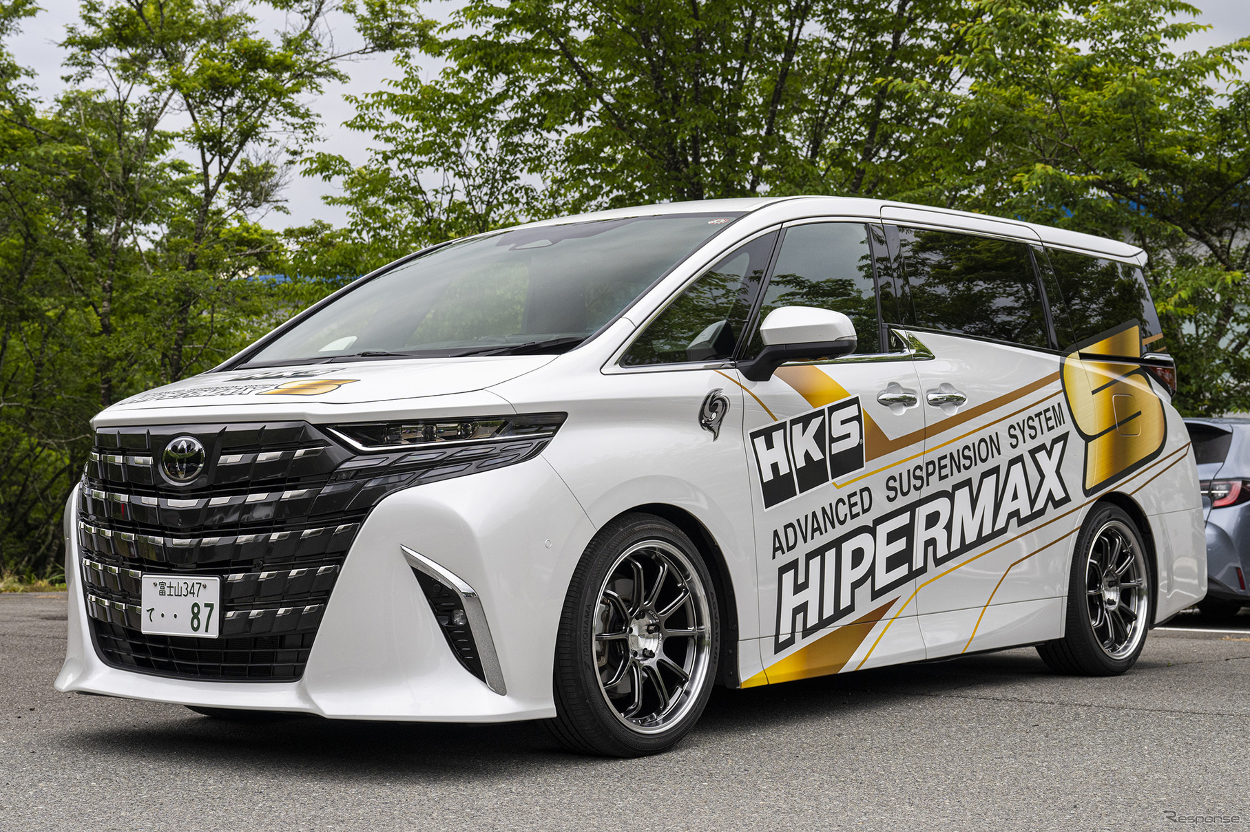 新型アルファード ヴェルファイア用 車高調整式サスペンション「HKS HIPERMAX S」