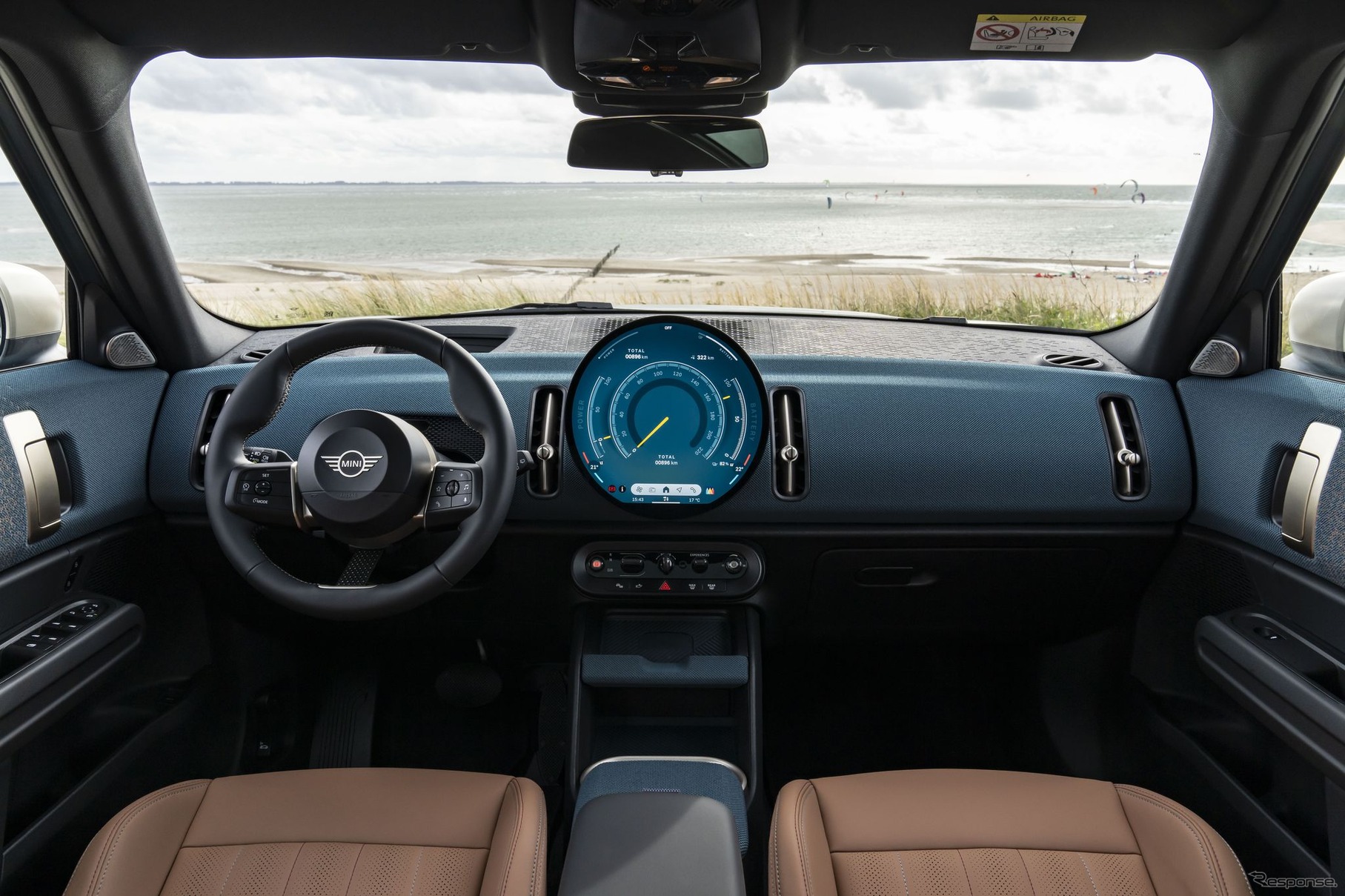 MIIN カントリーマン 新型のEV「カントリーマンSE ALL4」