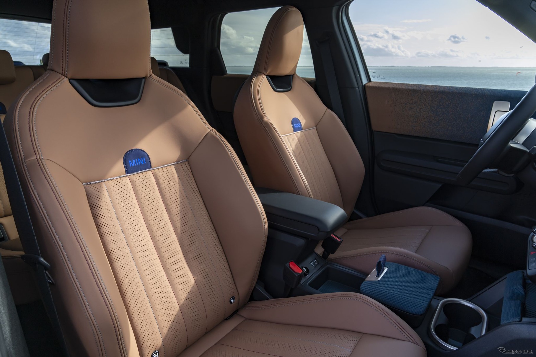 MIIN カントリーマン 新型のEV「カントリーマンSE ALL4」
