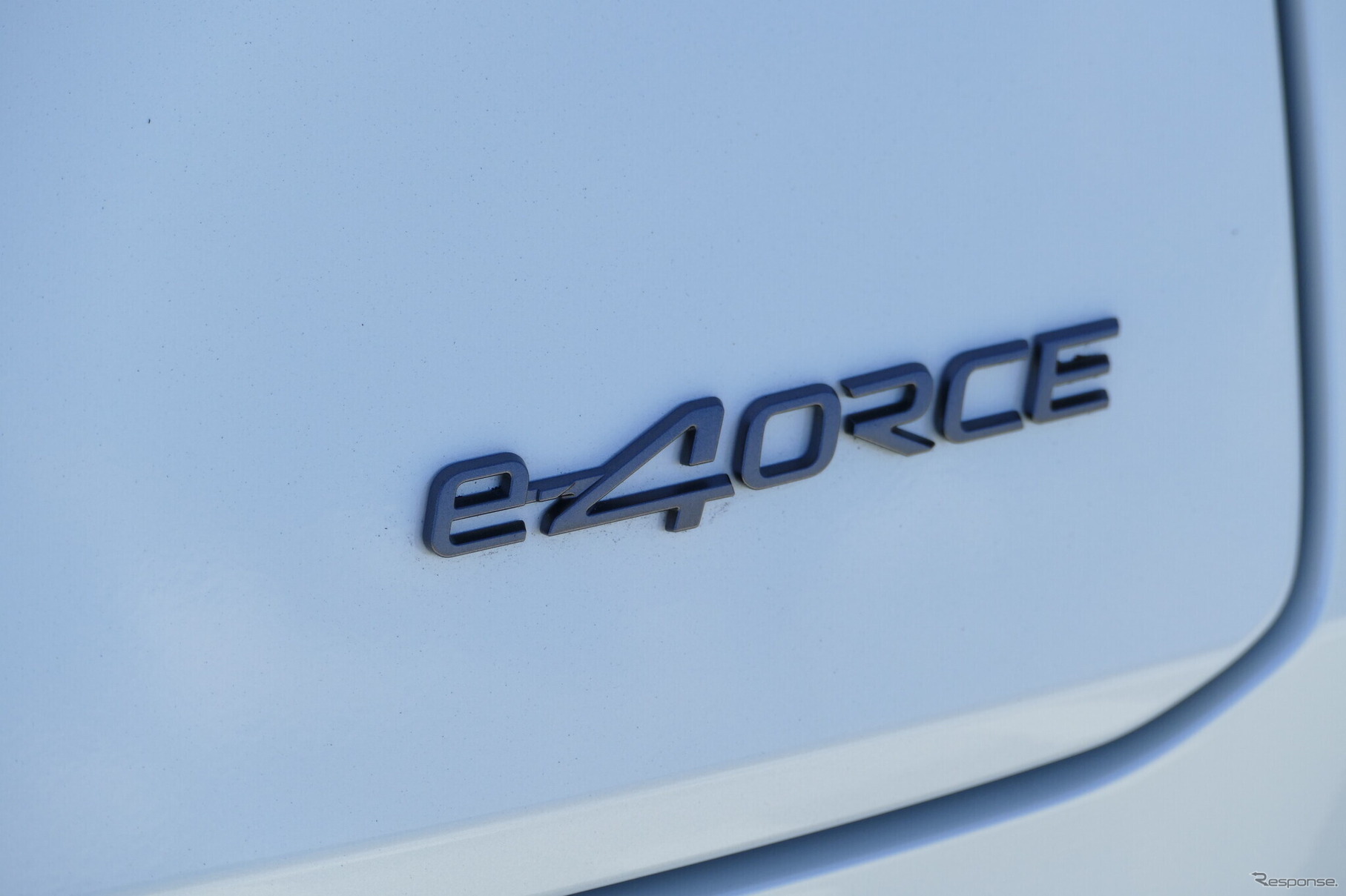 日産 アリア B9 e-4ORCEプレミア
