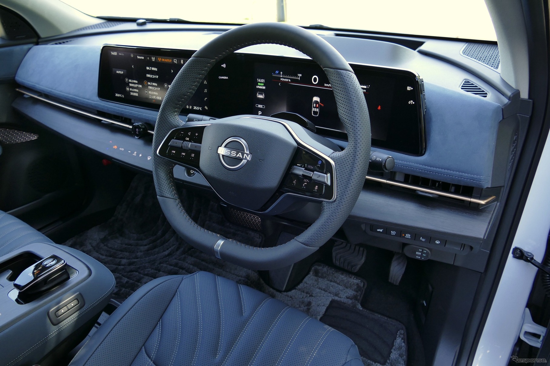 日産 アリア B9 e-4ORCEプレミア