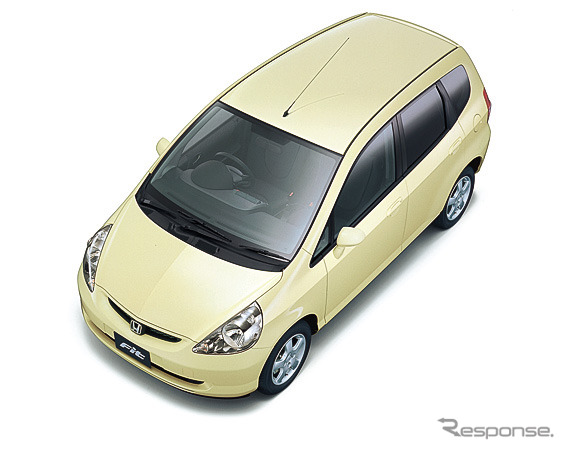 トヨタ対ホンダ、泥沼の販売競走に? ---『カローラ』の王座を守れ