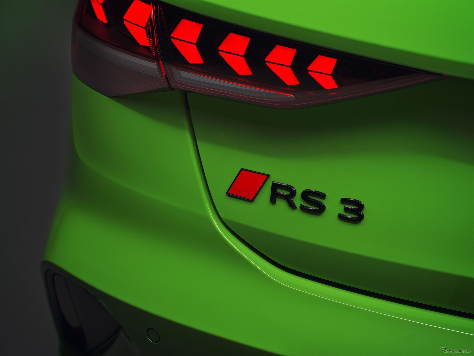 アウディRS3スポーツバック 新型
