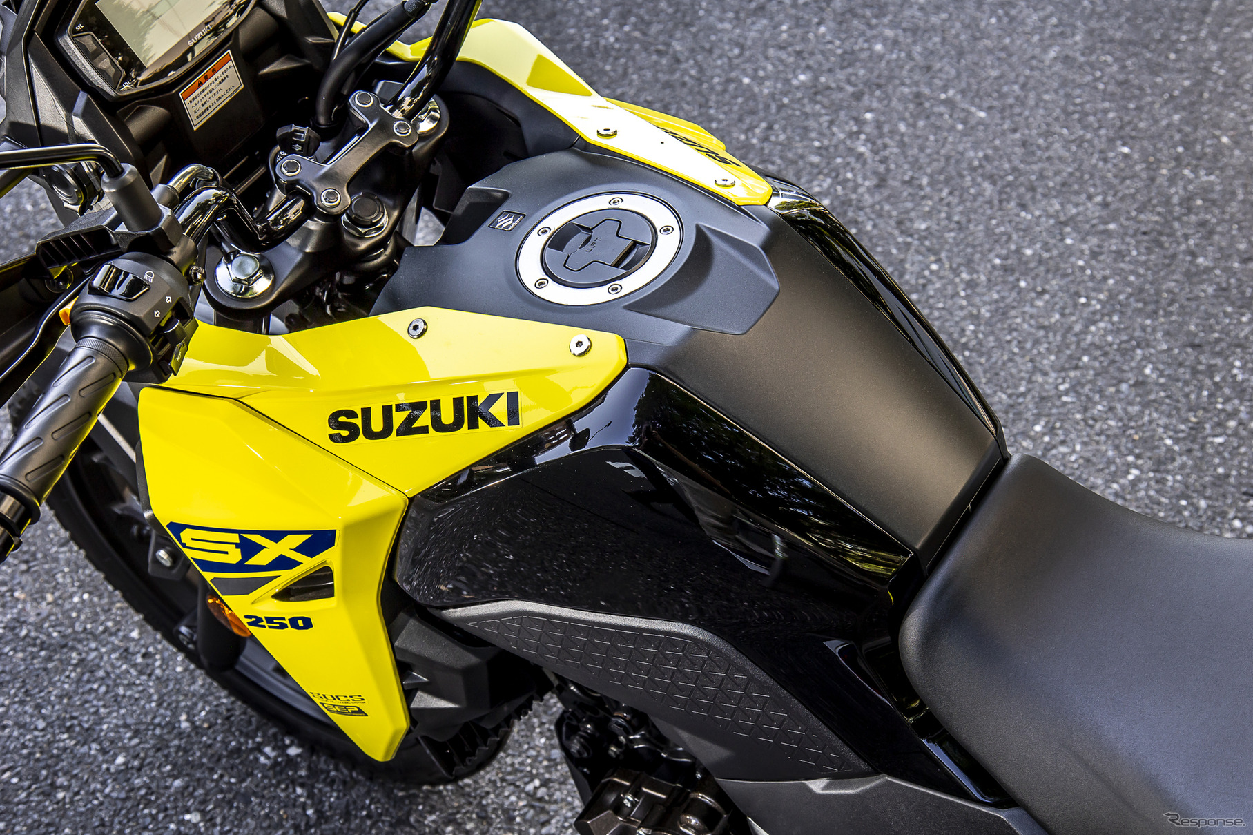 スズキ Vストローム250SX