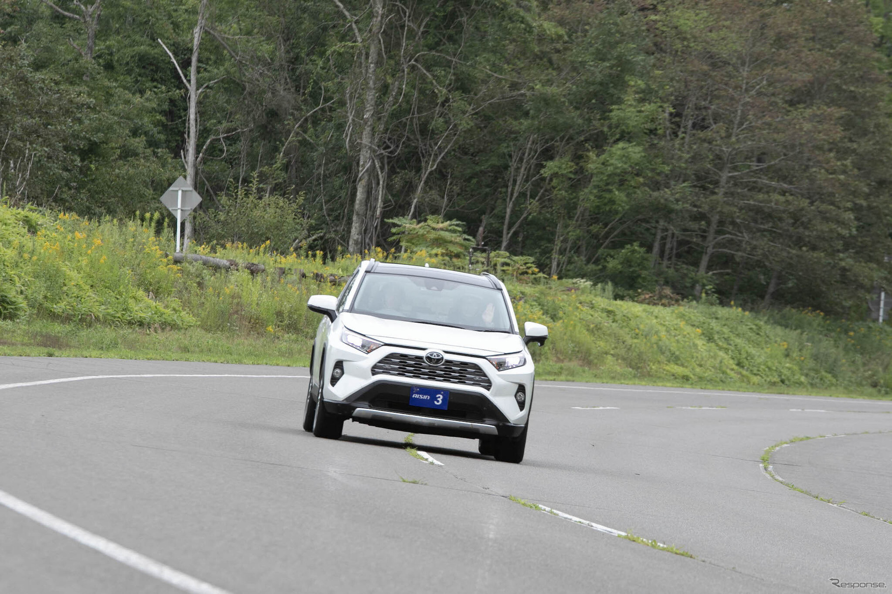 空力デバイスを搭載したRAV4に試乗