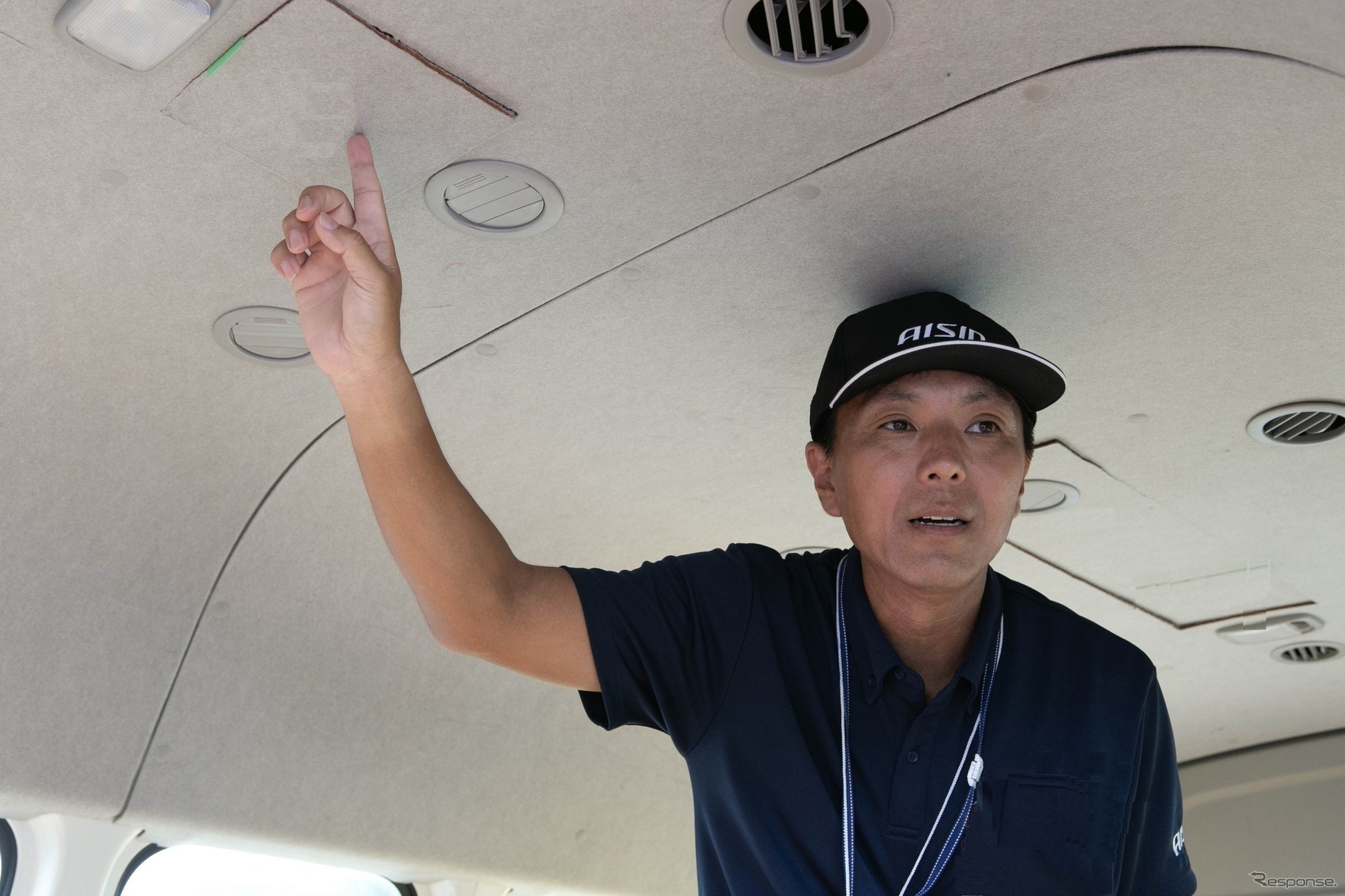 車内見守りシステム