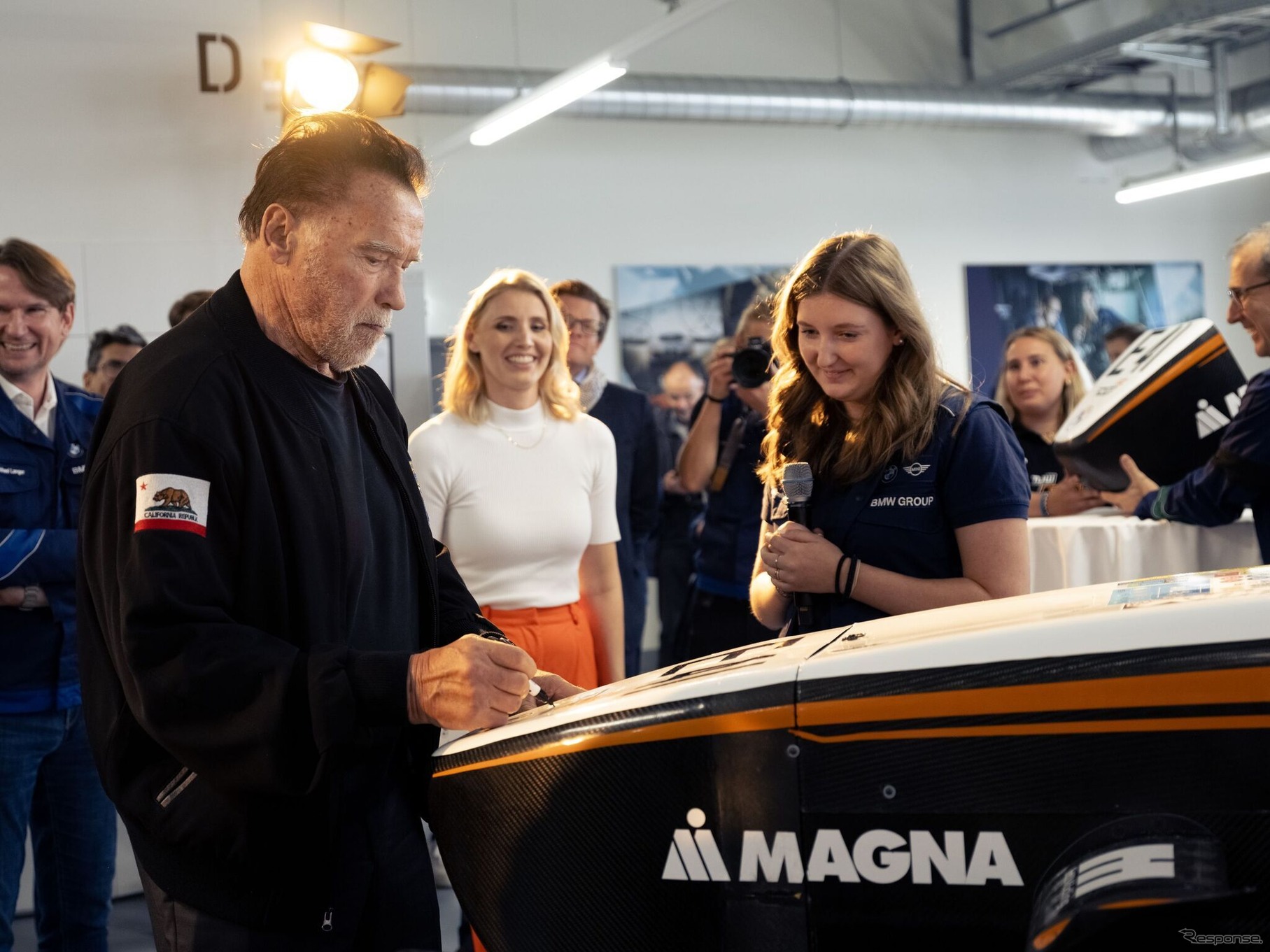アーノルド・シュワルツェネッガー氏の立ち合いの下、BMWグループのオーストリア工場が再生可能エネルギーへ完全移行