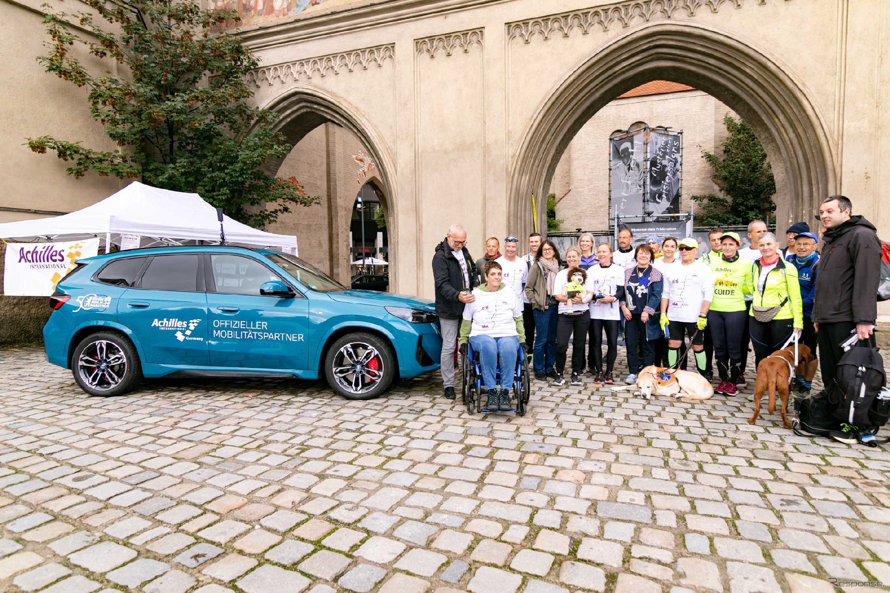BMWの最新電動車両がベルリンマラソンを支援