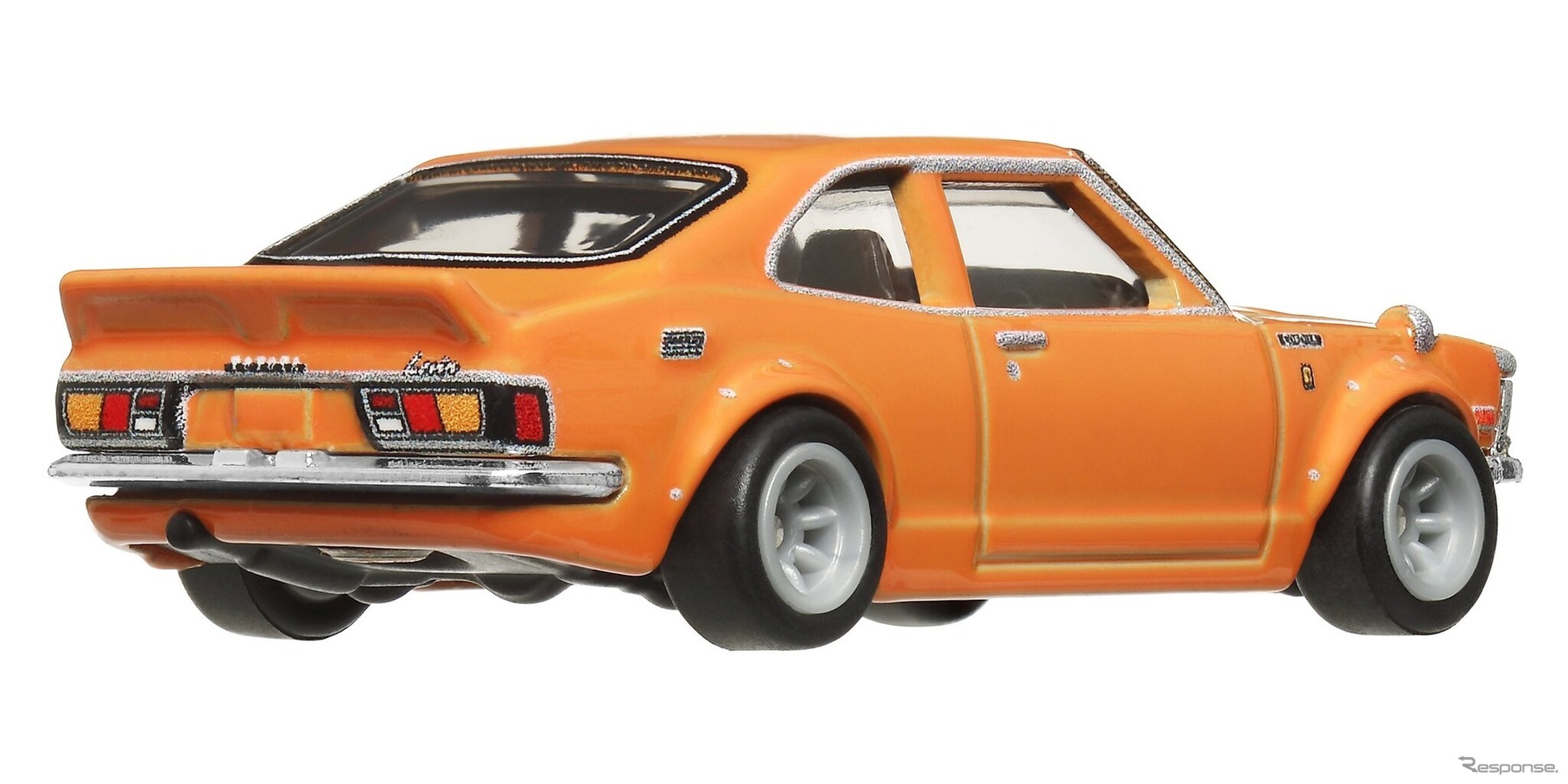 ’72 トヨタ・カローラレビン（9月28日発売）