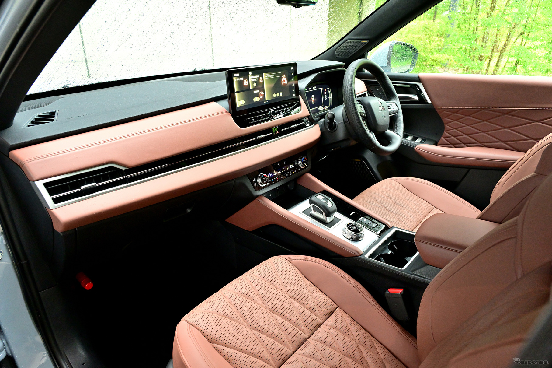 三菱アウトランダーPHEV