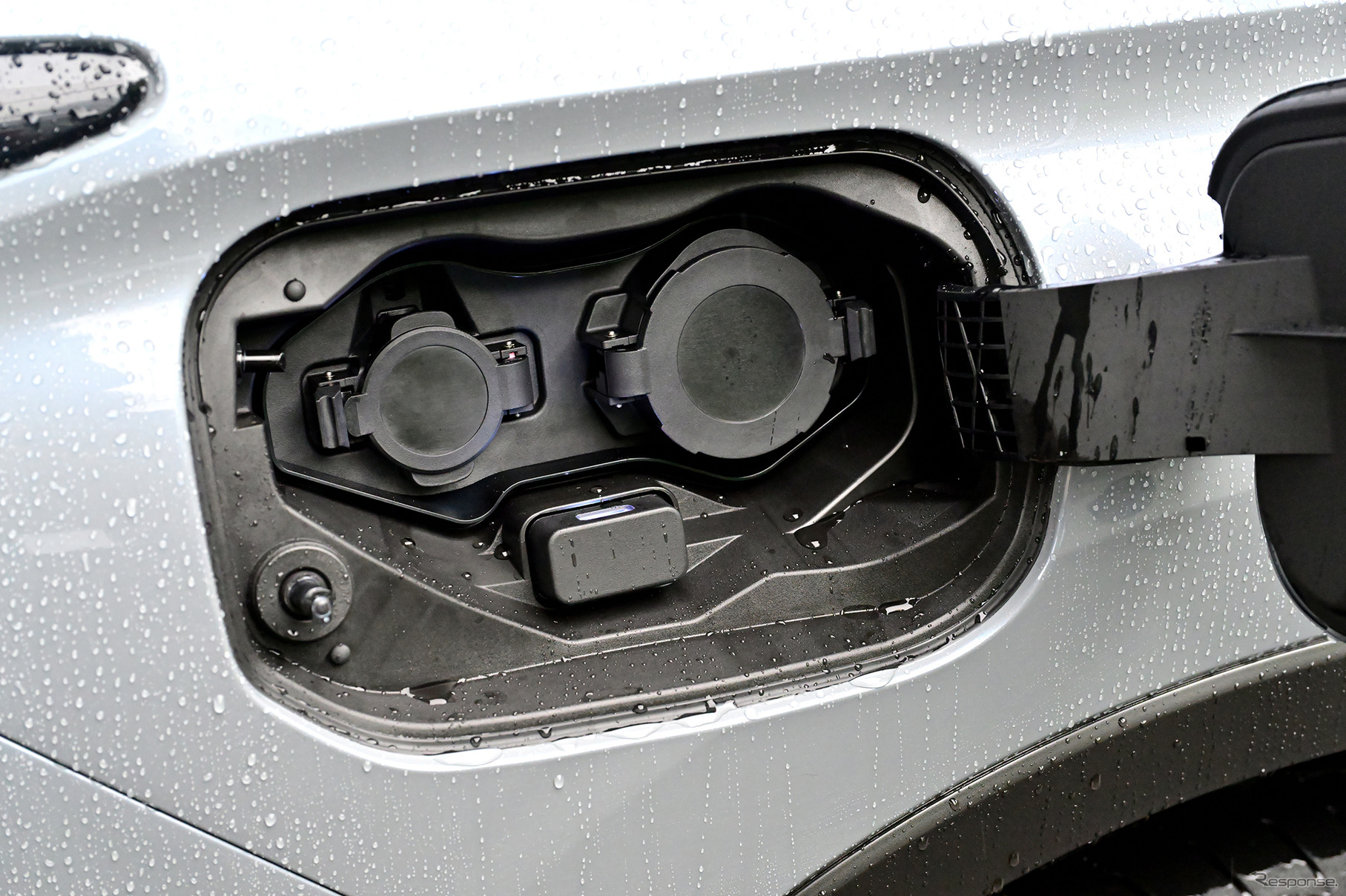 三菱アウトランダーPHEV