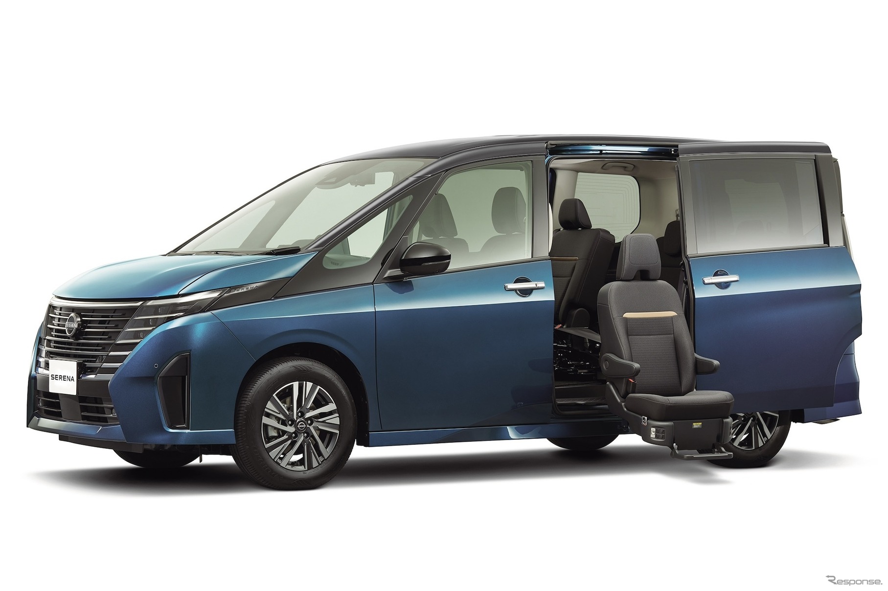 日産 セレナ e-4ORCE セカンドスライドアップシート