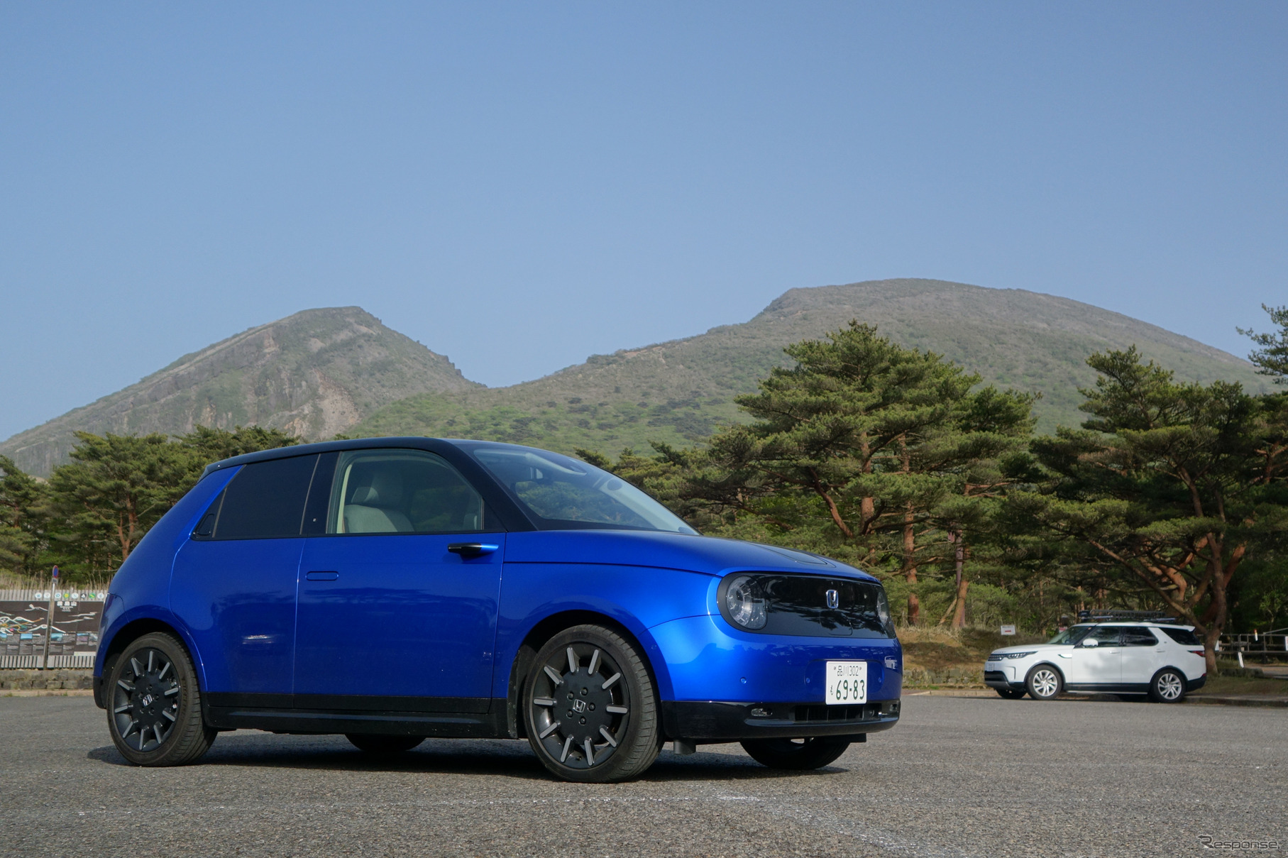 Honda e。鹿児島～宮崎県境のえびの高原にて。