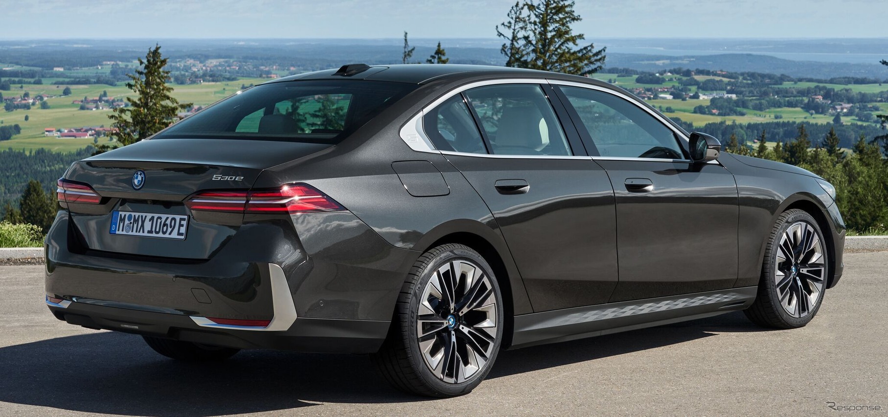 BMW 5シリーズ・セダン 新型のPHEV「530e」