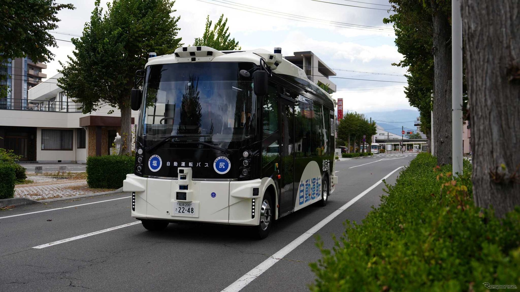 レベル4認可の取得に至った長野県塩尻市の走行環境と自動運転バス車両「Minibus」
