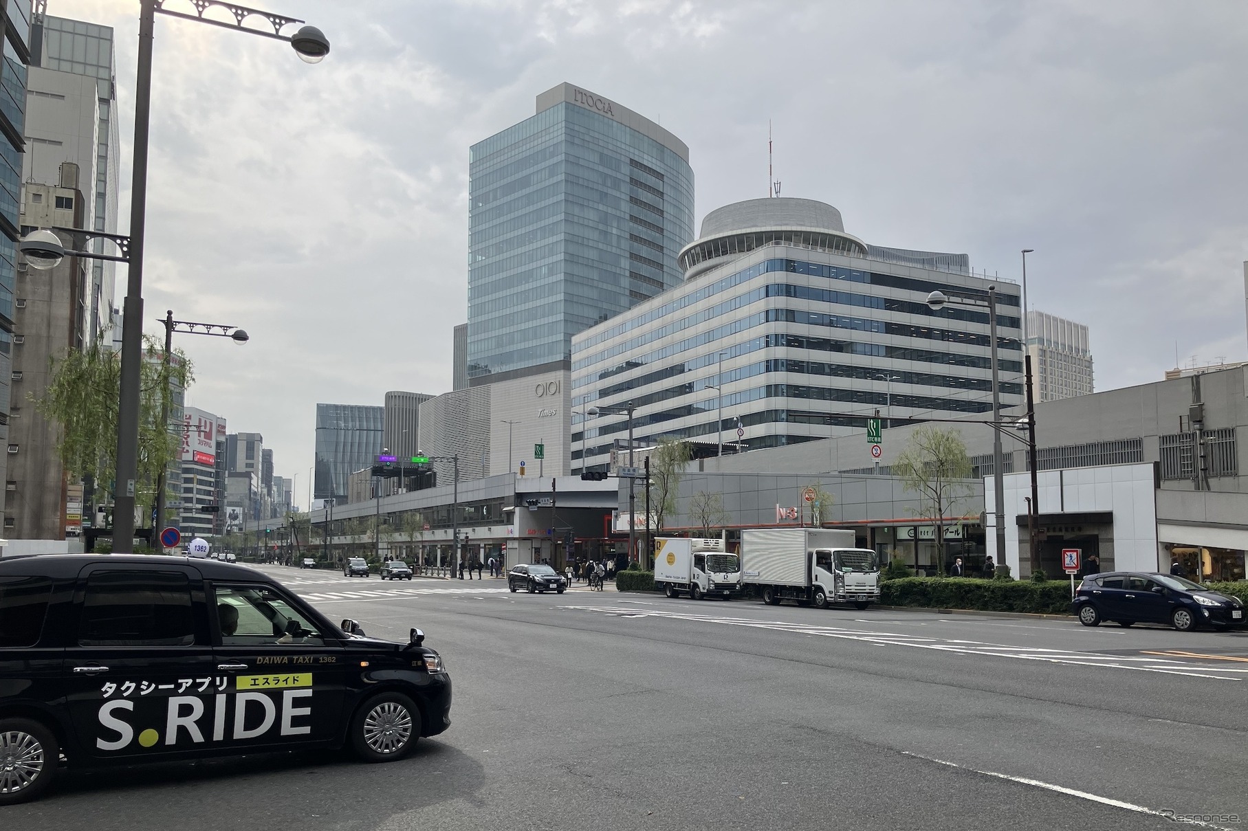 西銀座JCT。右手が八重洲トンネル、左が汐留JCT方面
