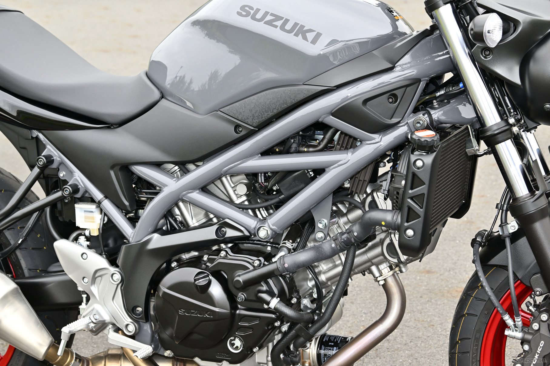 スズキ SV650