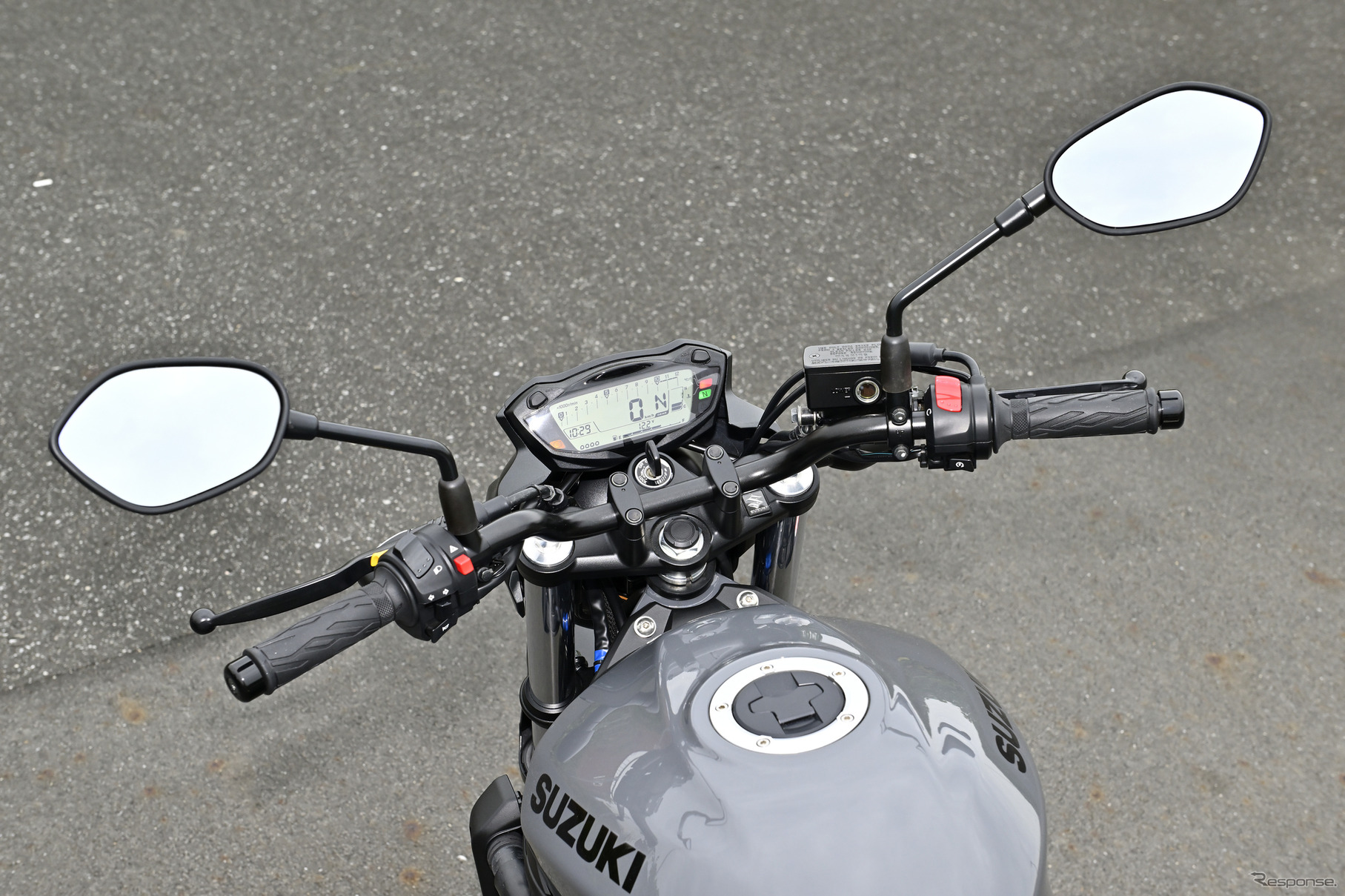 スズキ SV650
