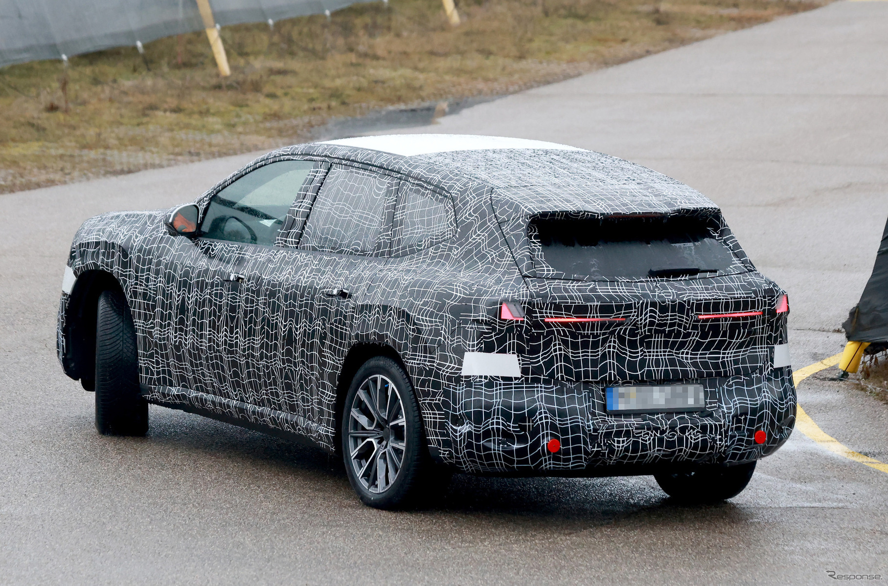 BMW iX3 後継モデルのプロトタイプ