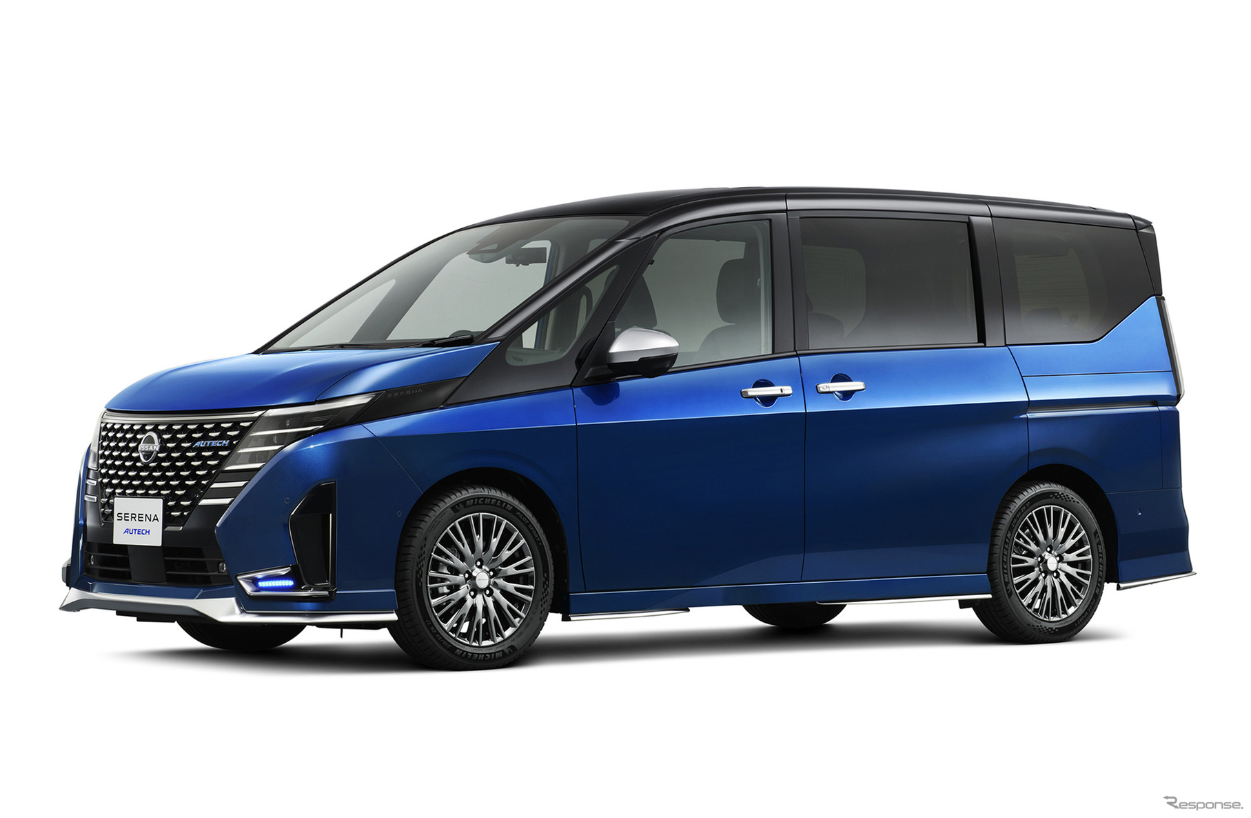 日産セレナ AUTECH SPORTS SPEC