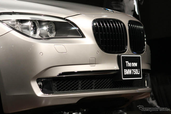 【BMW 7シリーズ 試乗】やっぱり攻めのクルマ…岩貞るみこ