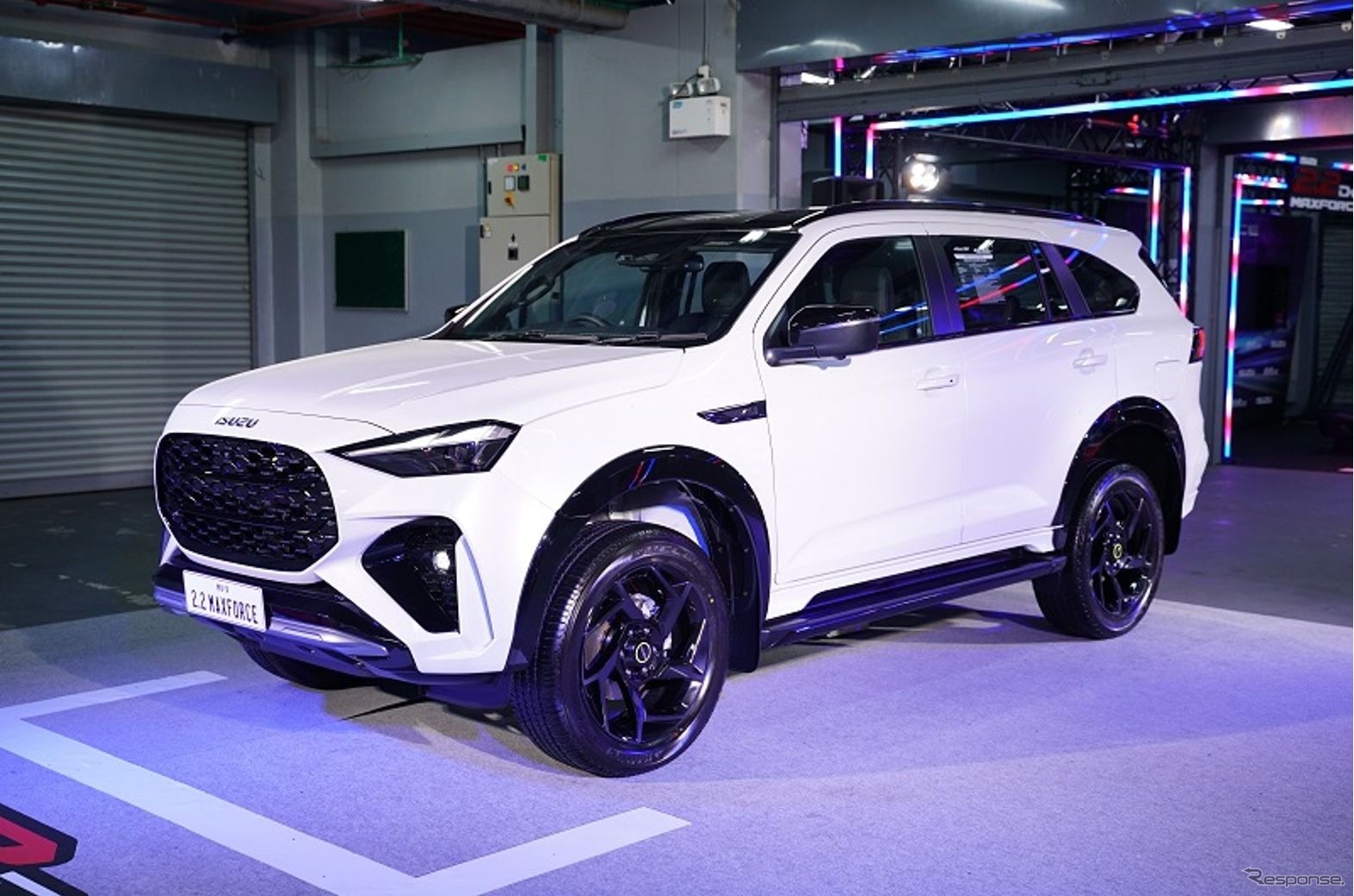 いすゞの新型『MU-X』にブリヂストン「DUELER H/T 684II」純正採用