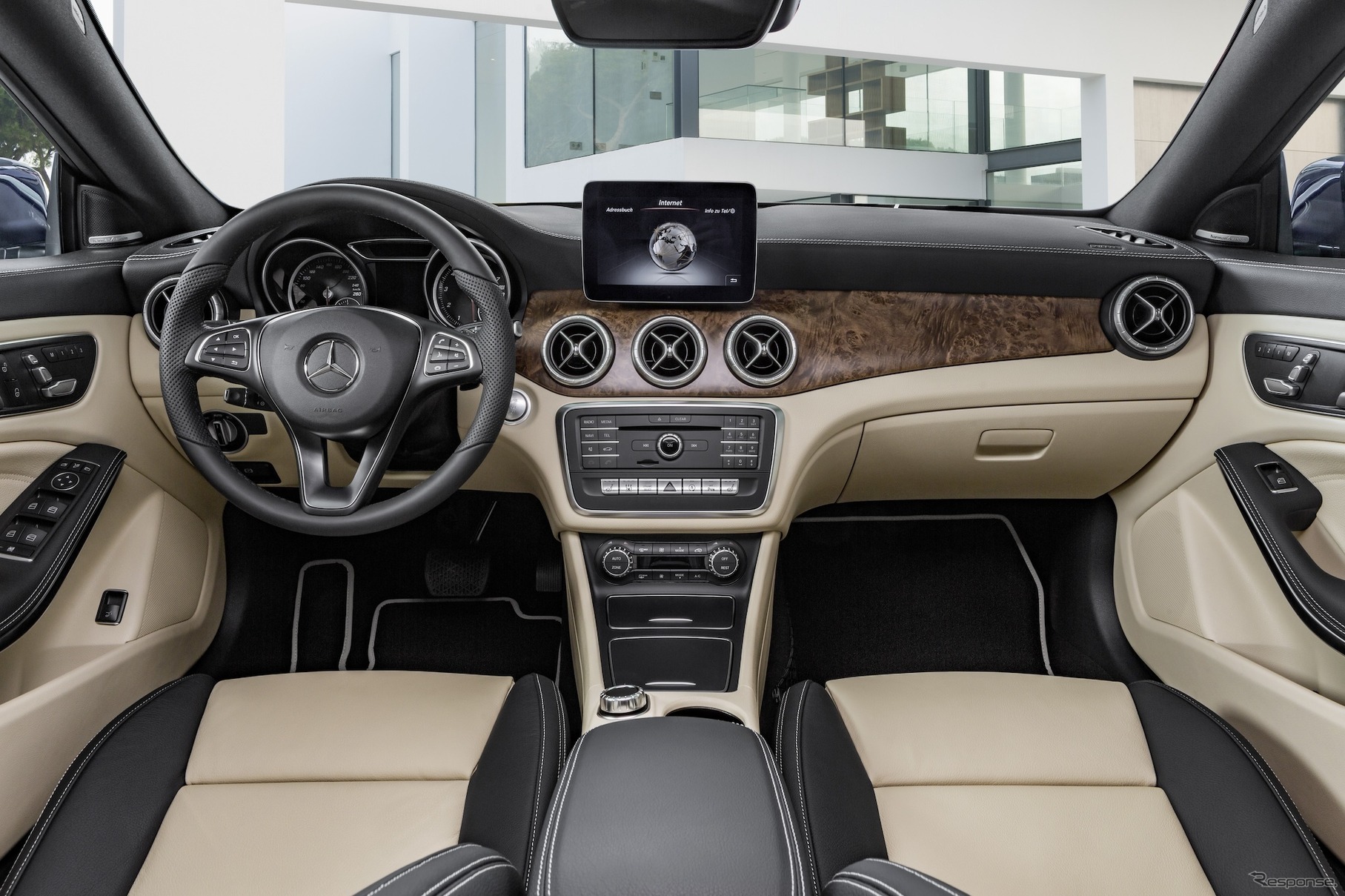 「CLA 250 4MATIC」