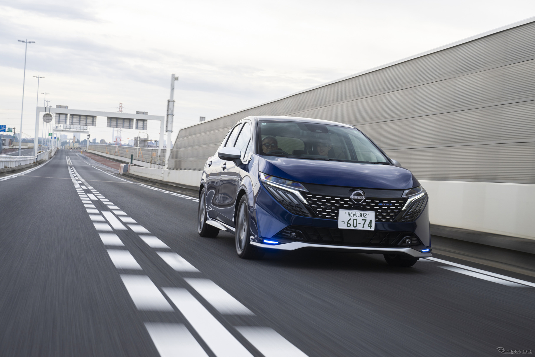 日産『オーラ AUTECH』