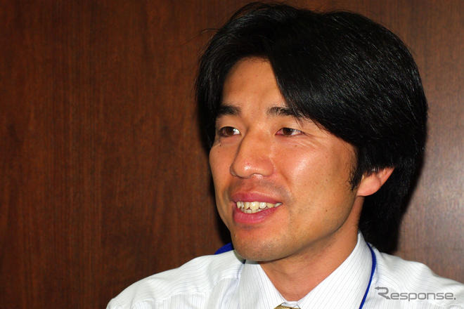 【カーナビガイド’09 開発者インタビュー】「プローブ導入でより早くより正確なルートを目指す」…クラリオン クラスヴィア NX809
