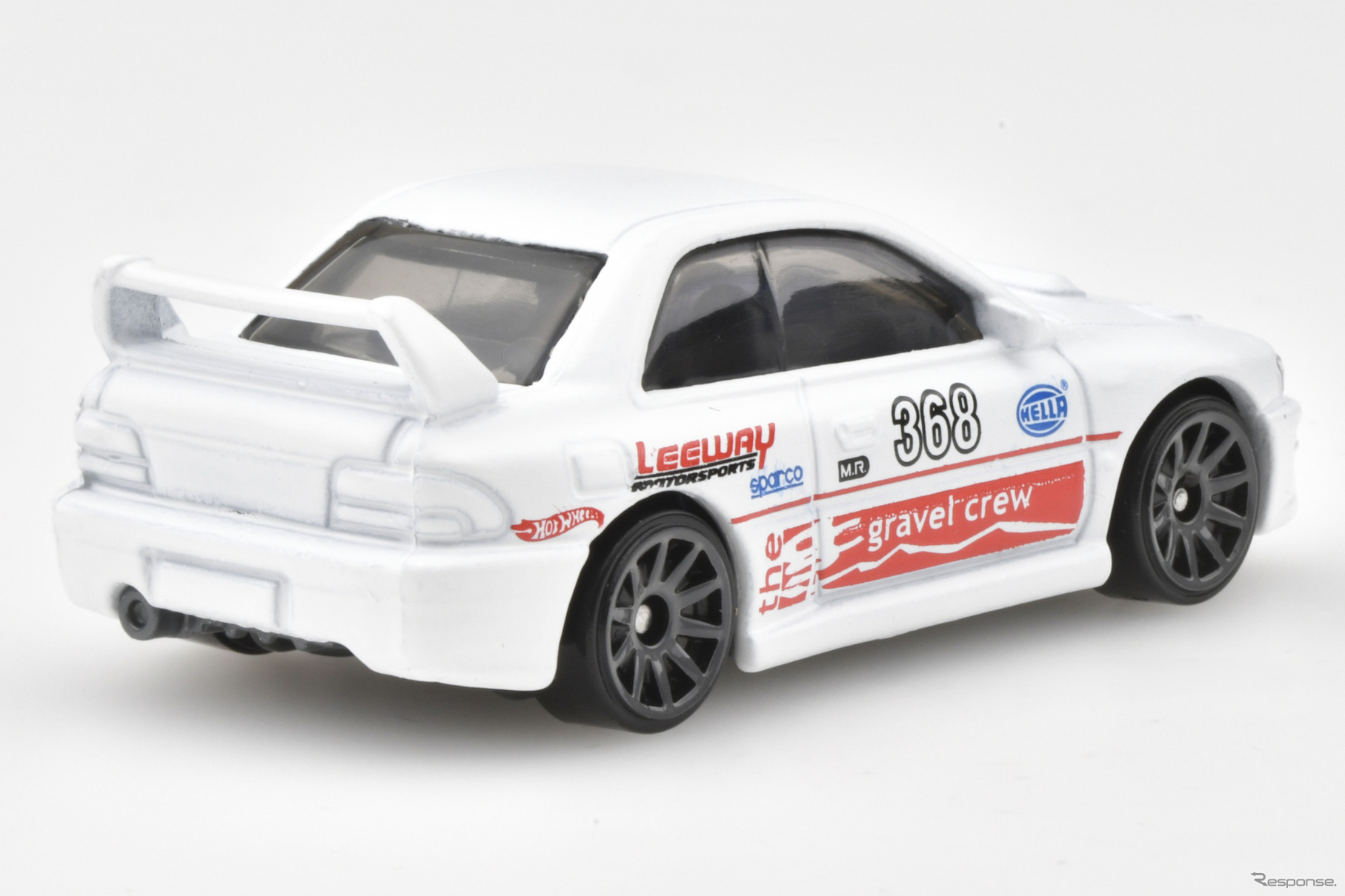 ’98 スバル・インプレッサ 22B-STiバージョン（1月4日発売）