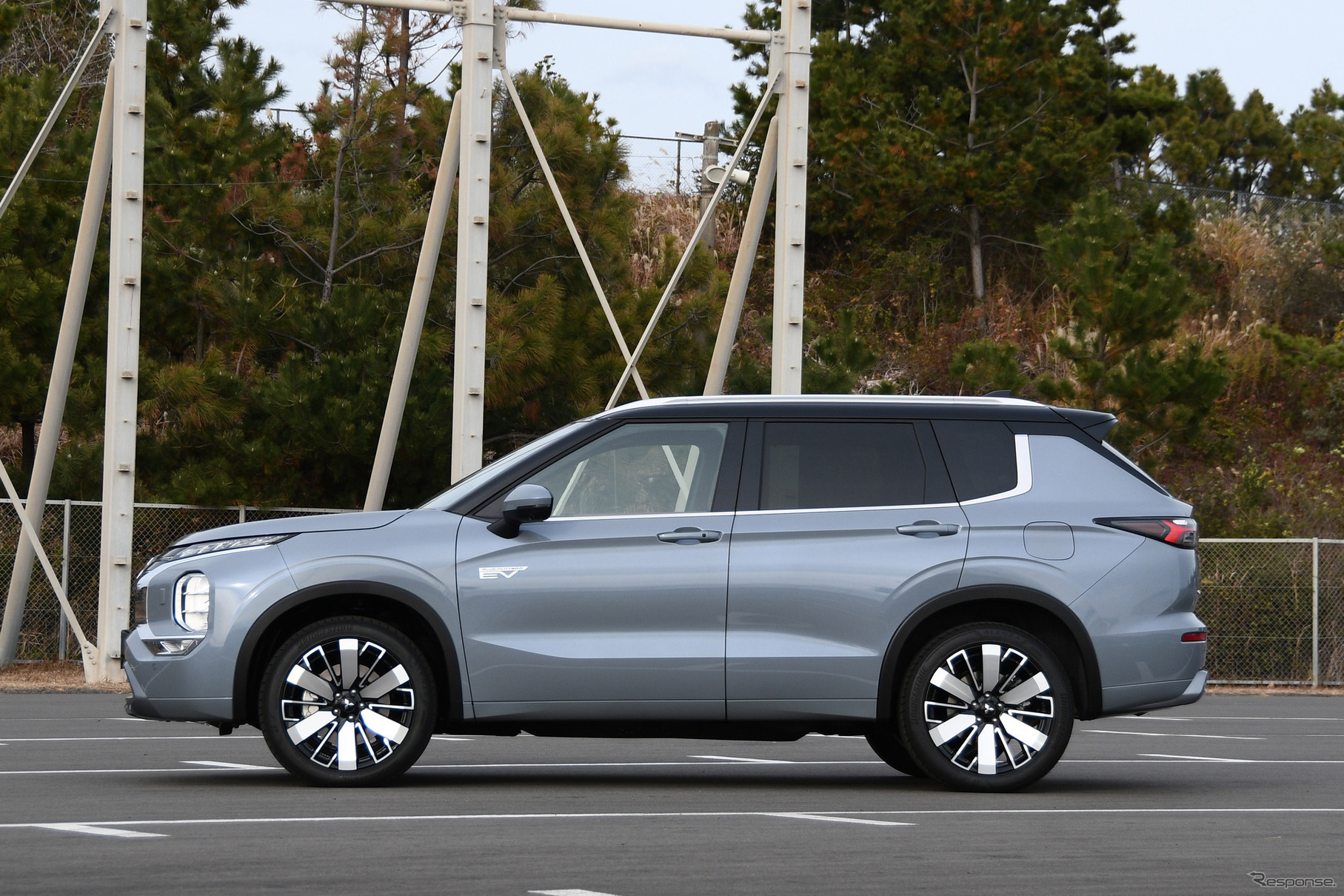 三菱 アウトランダーPHEV