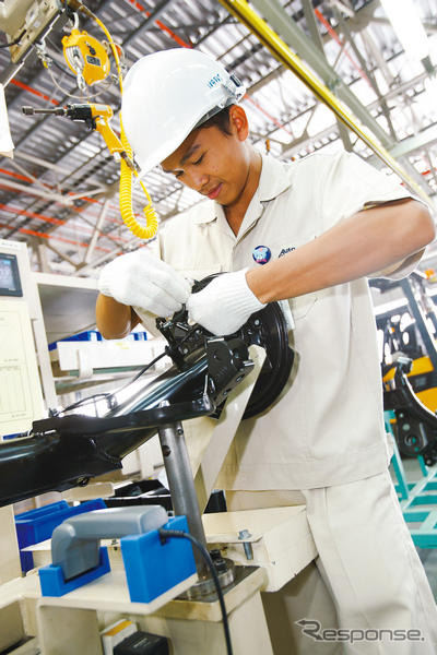 マツダとフォード、合弁によるタイの新乗用車工場が完成